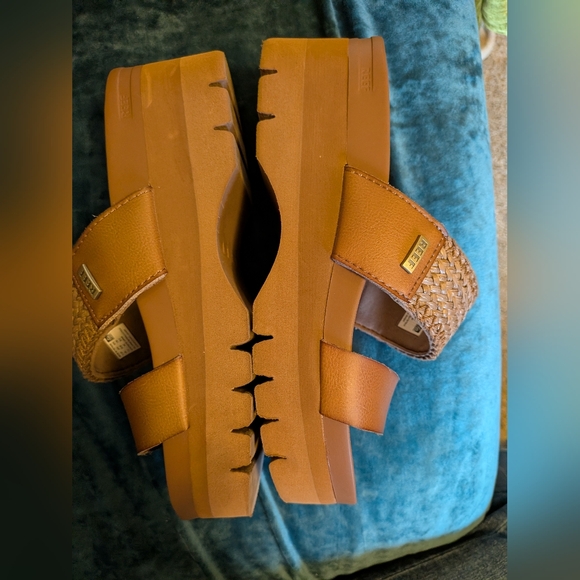 Reef Cushion Vista Higher Slide - Picture 5 of 8